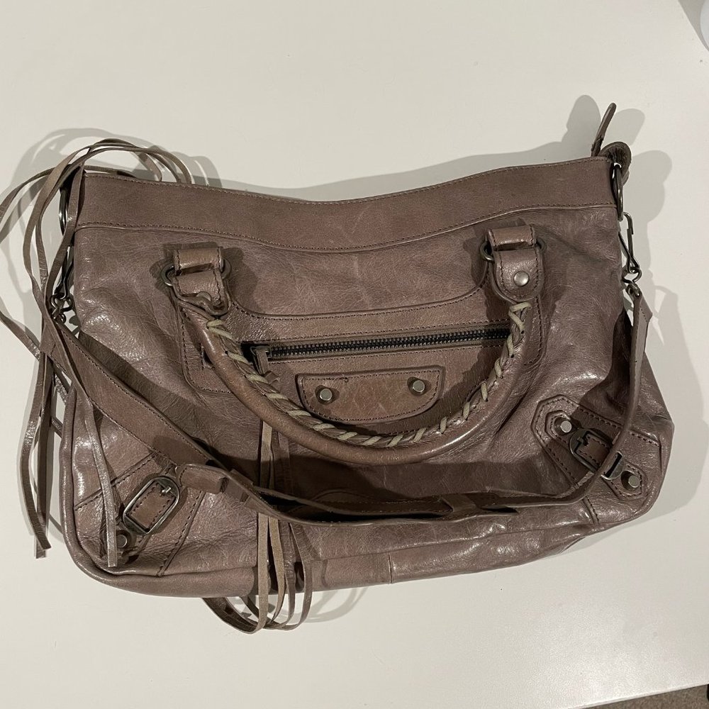 BALENCIAGA The City Leather Shoulder Handbag Gray